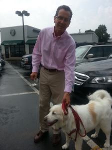 Bumping Into Governor Malloy at the Pet Store!